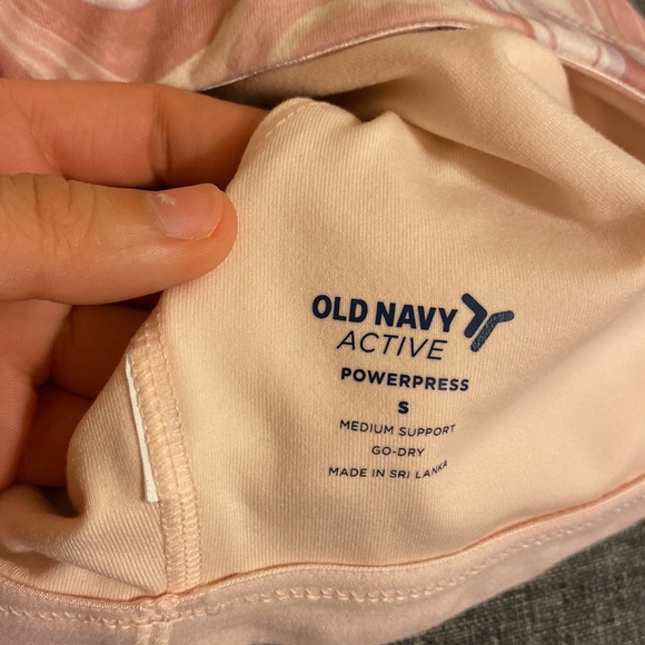 Old navy sports bra - Picture 3 of 3